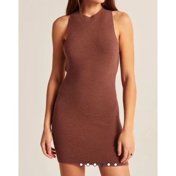 Abercrombie and Fitch Brown Open Back Ribbed Sweater Dress Size MP - Picture 1 of 6